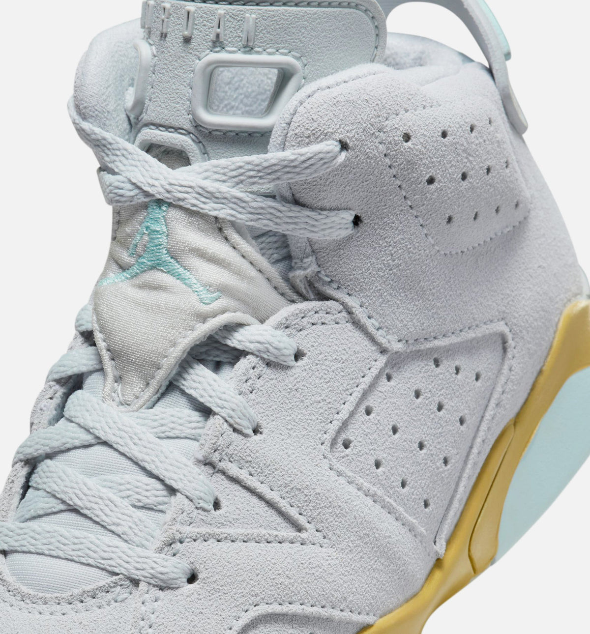 Air Jordan 6 Retro Pearl Preschool Lifestyle Shoes - Pure Platinum/Glacier Blue/Metallic Gold