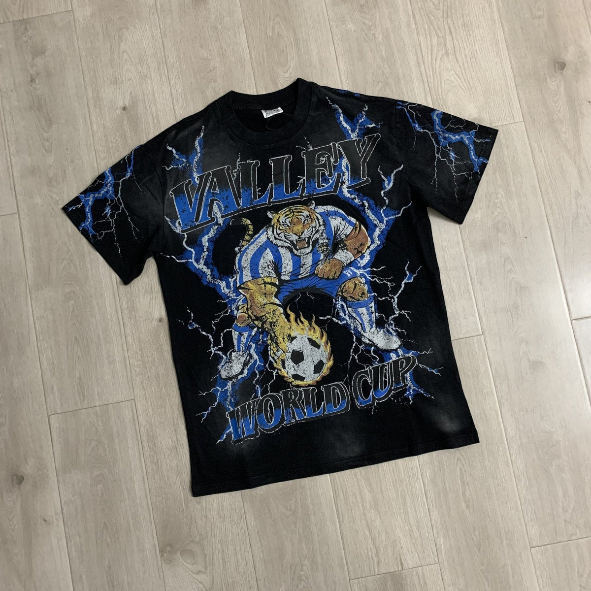 VALE USA World Cup Tiger Soccer Graphic T-Shirt